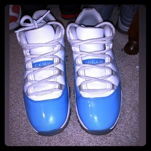 Jordan 11 UNC